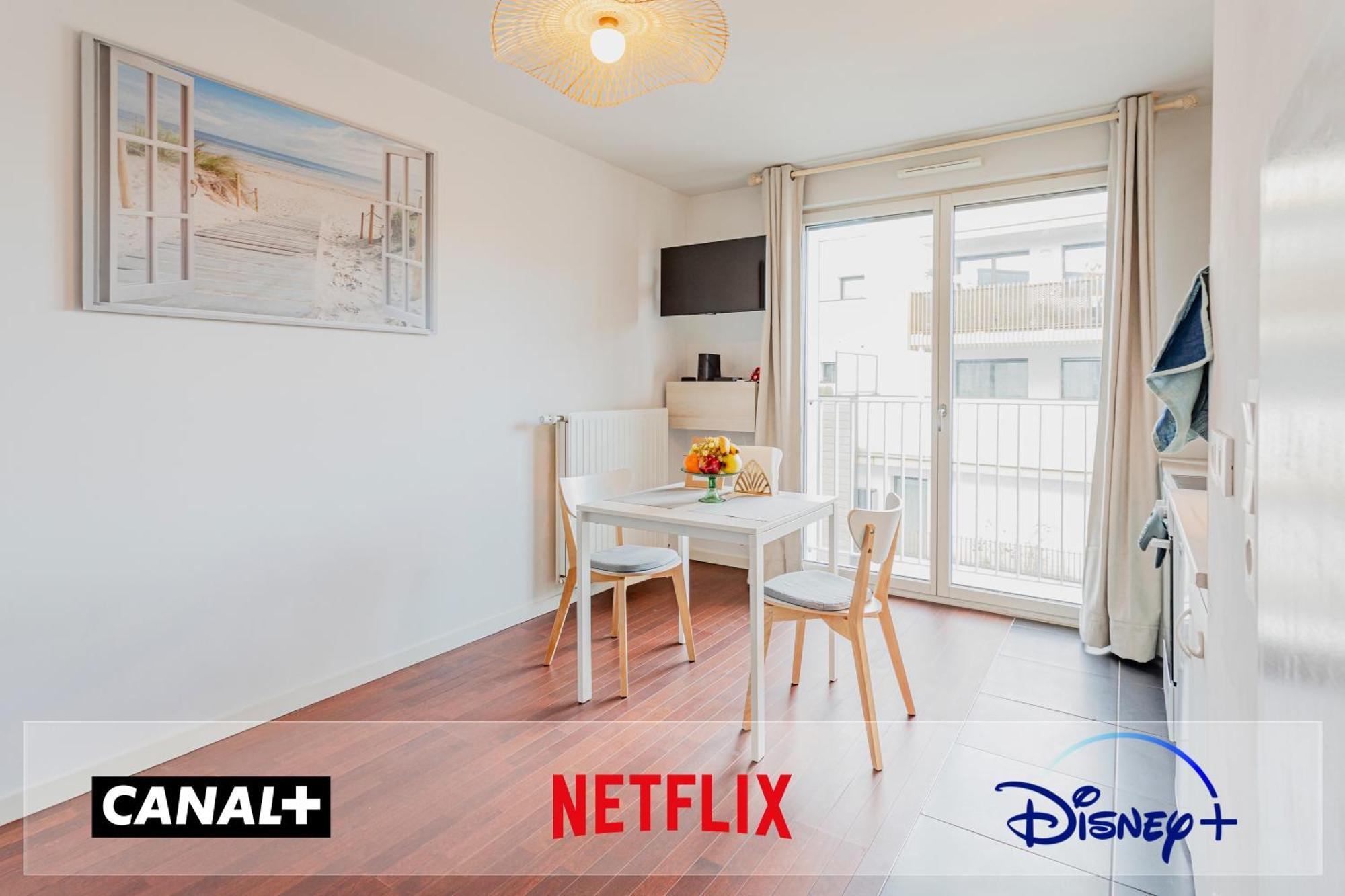 Studio Doux Et Cosy Paris Apartment ฌ็องตีญี ภายนอก รูปภาพ